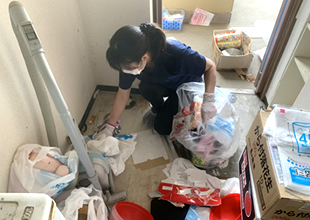 ゴミ屋敷片付け