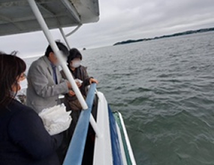 直葬散骨の様子