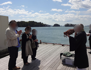 出港前の読経